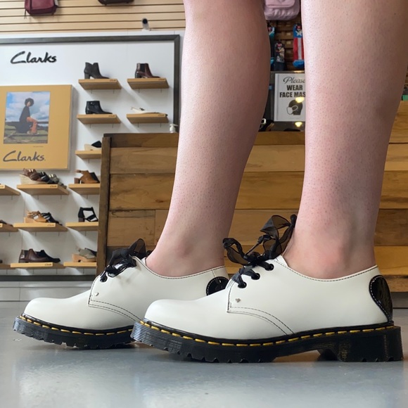 Dr. Martens | Shoes | New Dr Martens 461 Hearts 2668210 | Poshmark